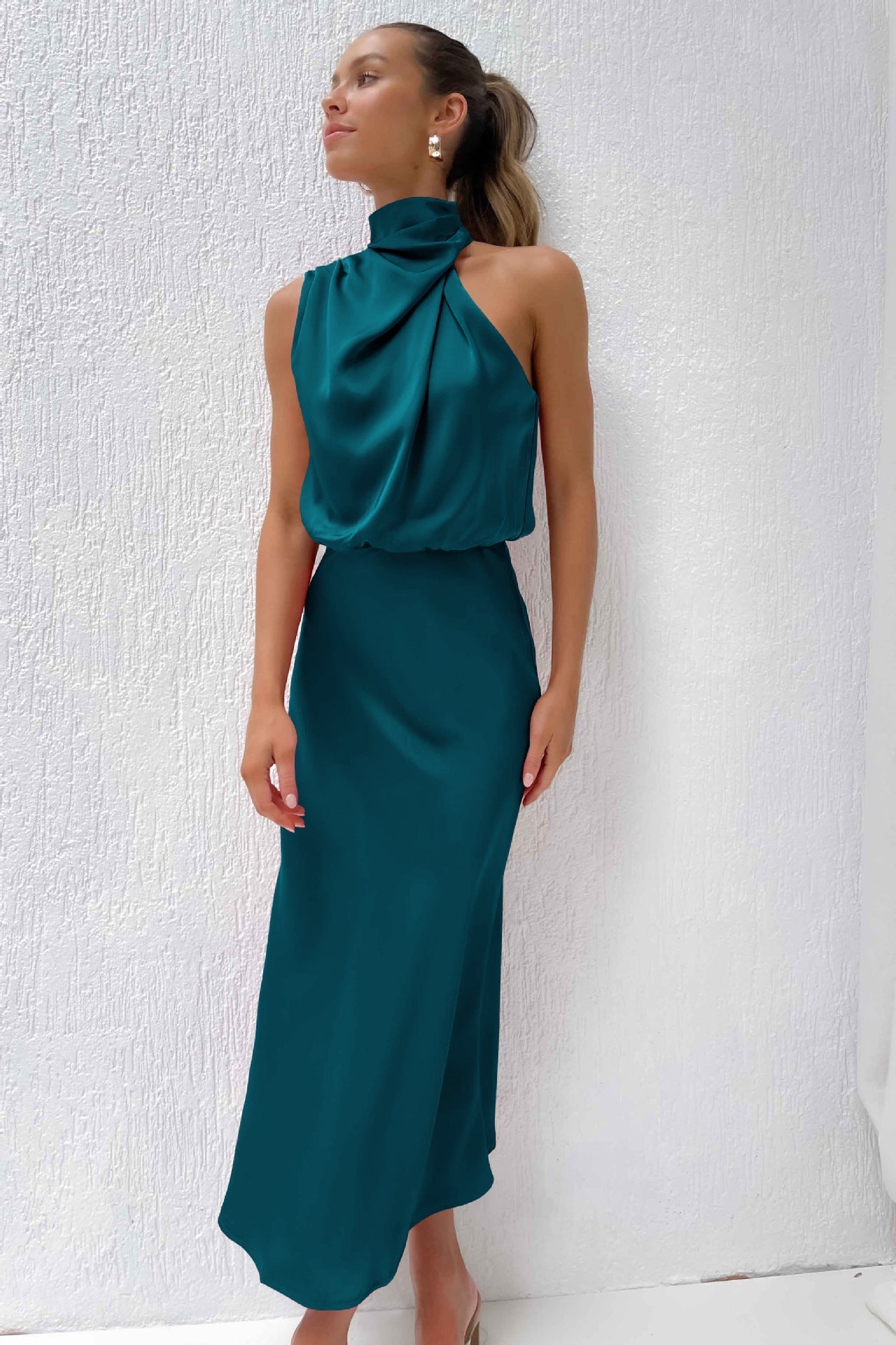 Tatiana | Longo em Cetim com Halter Neck