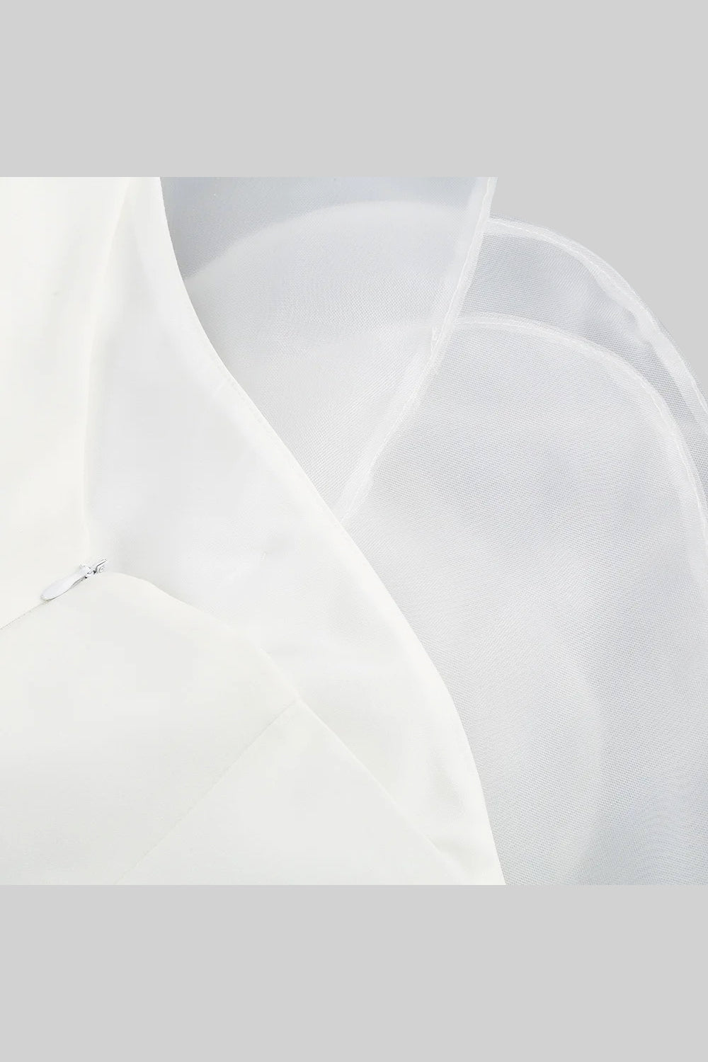 Vestido Mini Floral de Organza Volumosa 3D - Branco