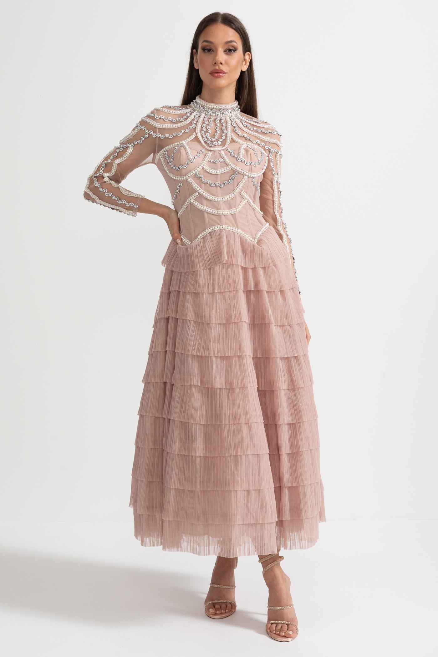 Vestido Elegante de Manga Longa com Saia em Camadas e Rendas Intricadas - Rosa