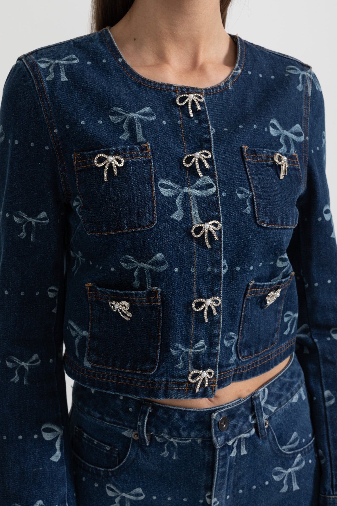 Conjunto de Denim com Casaco de Manga Longa e Jeans de Perna Larga - Azul