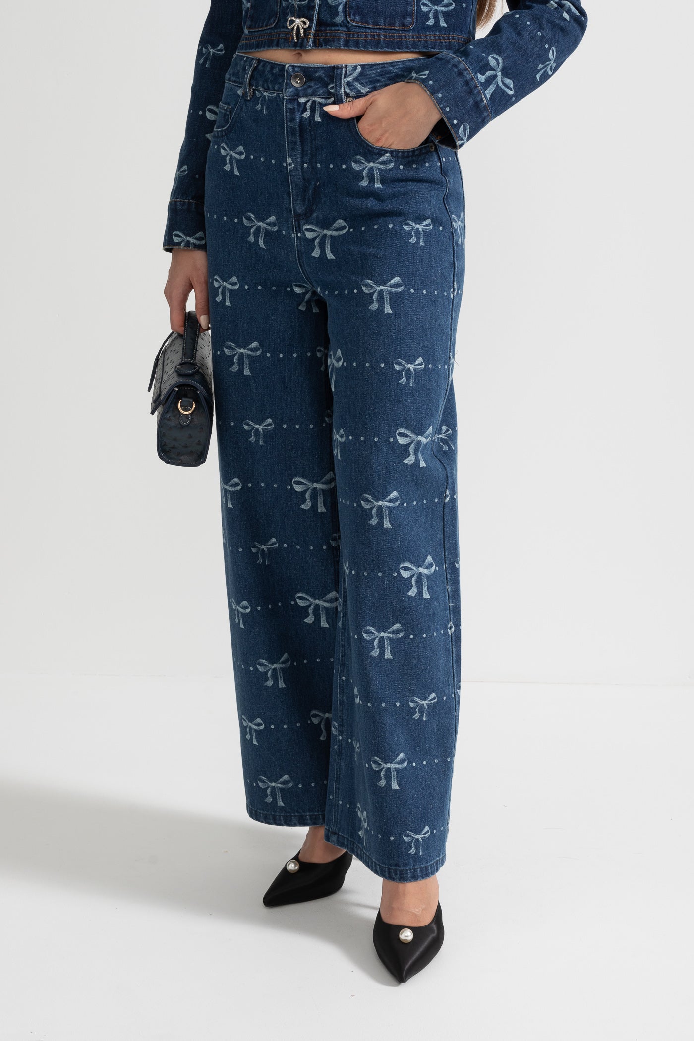 Conjunto de Denim com Casaco de Manga Longa e Jeans de Perna Larga - Azul