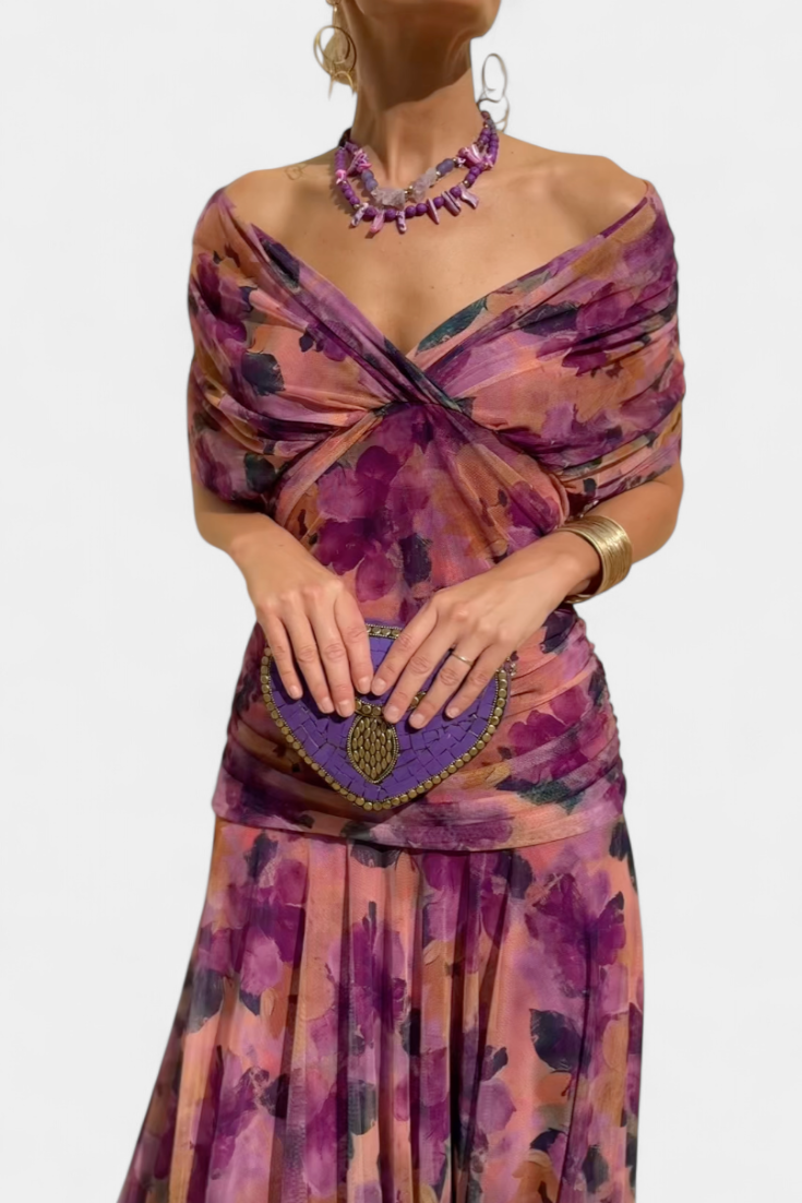 Alondra - Vestido longo Alondra com estampa floral e decote em V