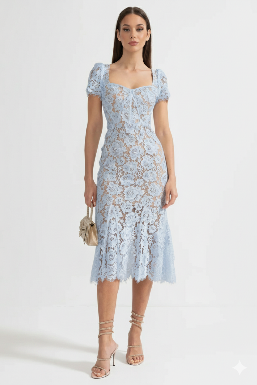 Vestido de Renda de Manga Curta com Cintura Delicada em Azul