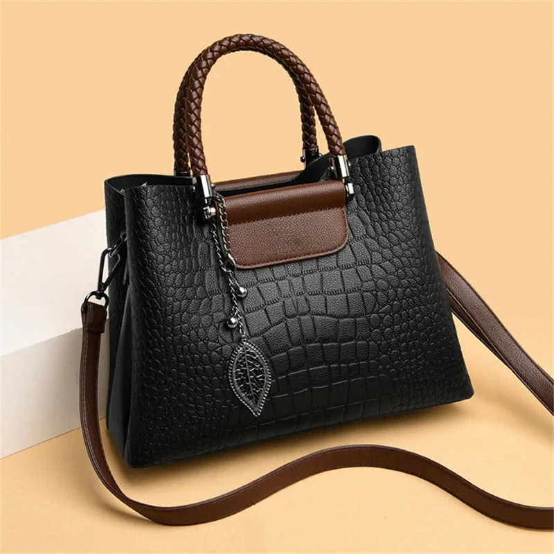 Bolso Amplo - Elegante - Prático