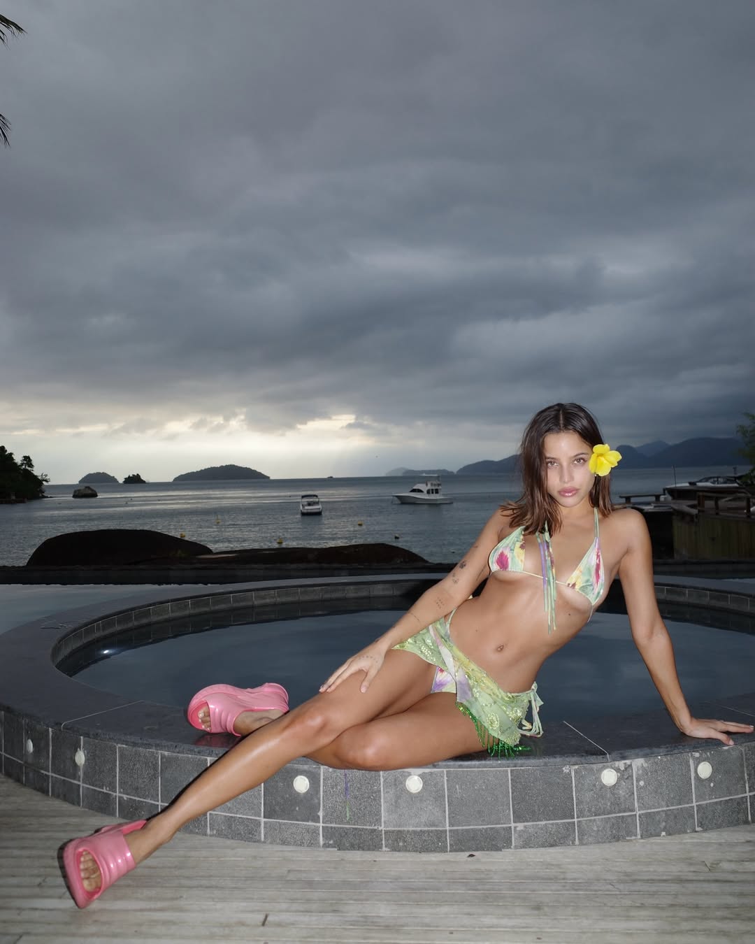 Alisson | Conjunto de Bikini com Saia Coberta e Top