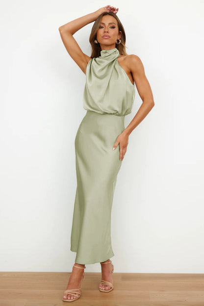 Tatiana | Longo em Cetim com Halter Neck