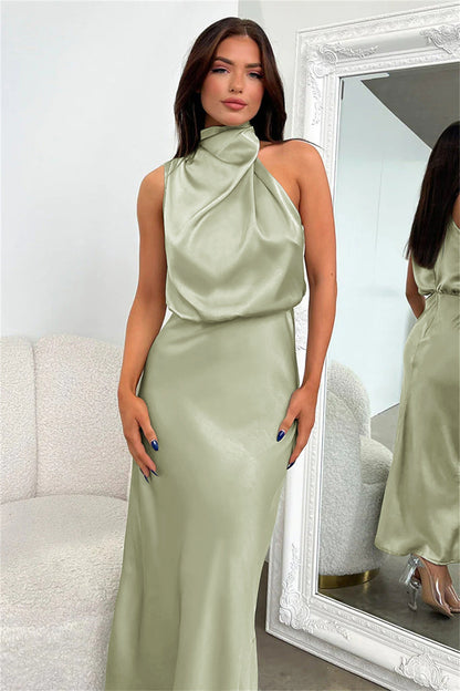 Tatiana | Longo em Cetim com Halter Neck