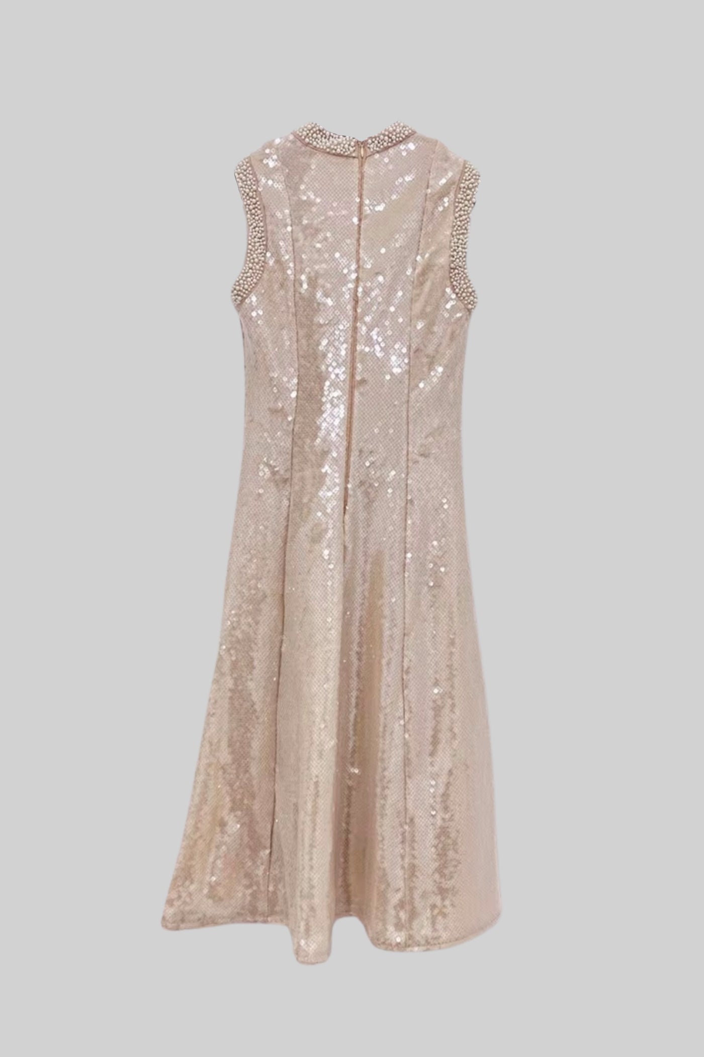 Vestido Elegante de Lantejoulas com Aplicações de Pérolas Brancas - Bege