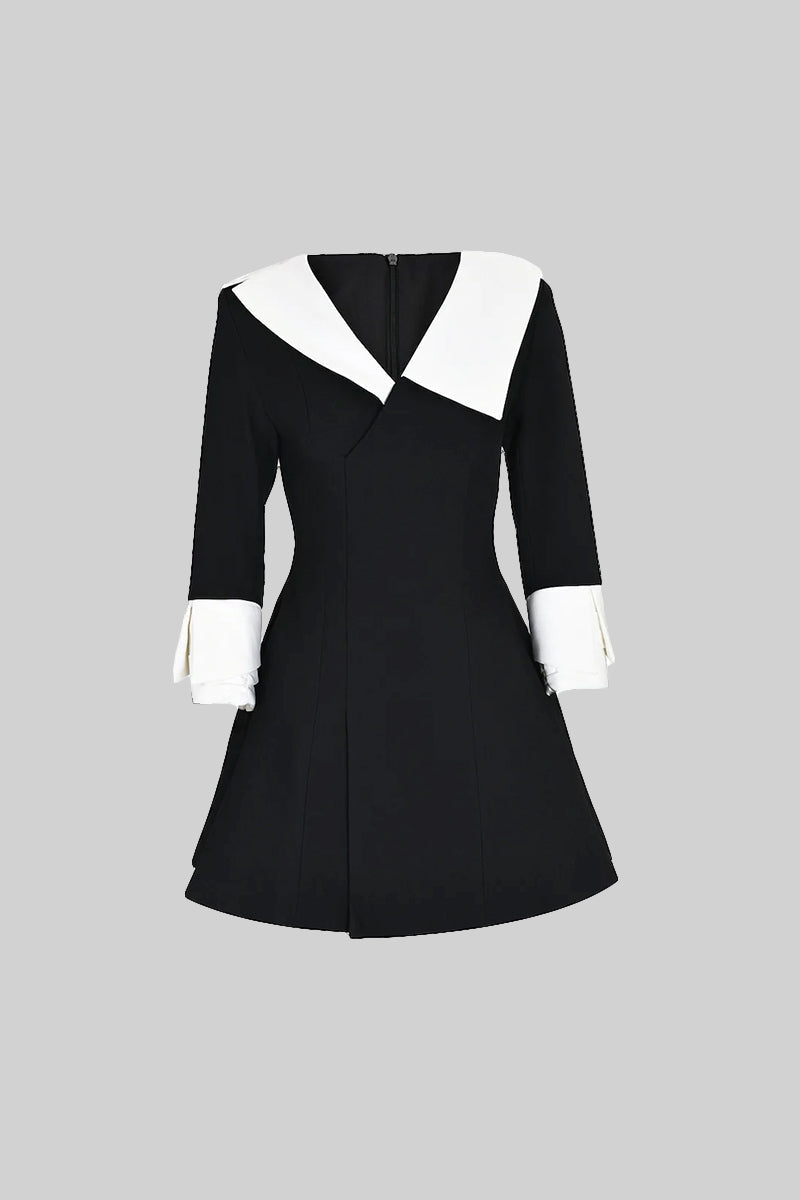 Vestido de boneca com colarinho e punhos contrastantes - Preto