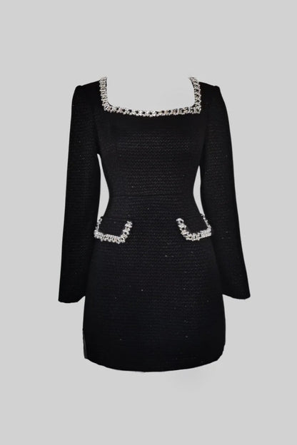 Vestido Mini de Malha com Decote Quadrado e Detalhes em Prata - Preto