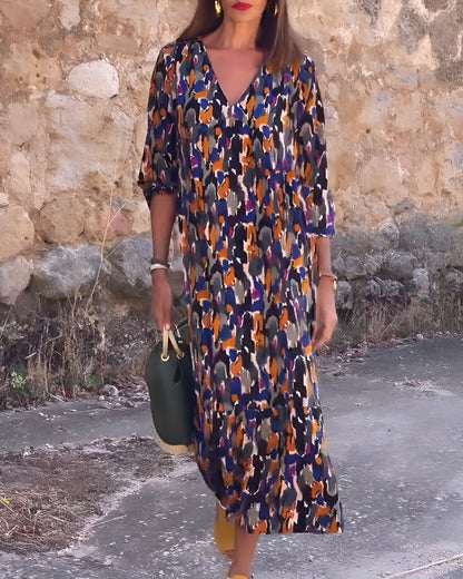 Nathalie | Vestido com decote em V e estampa retrô