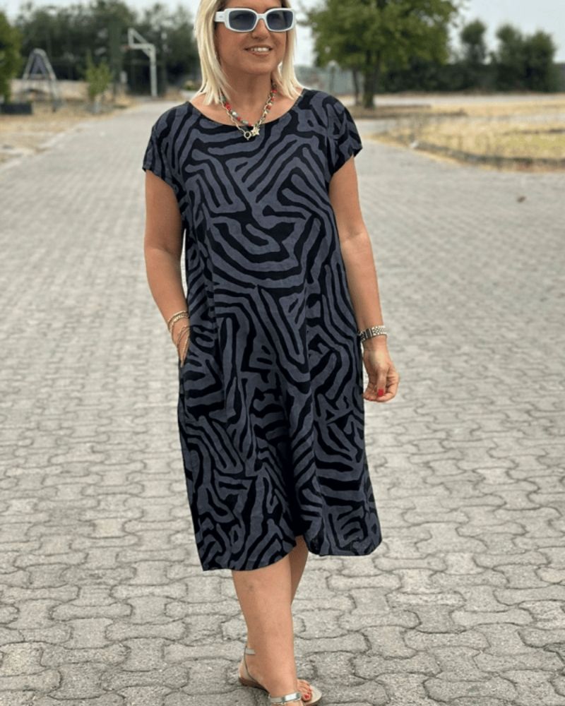 Nelia™| Vestido de verão com gola redonda e linda estampa