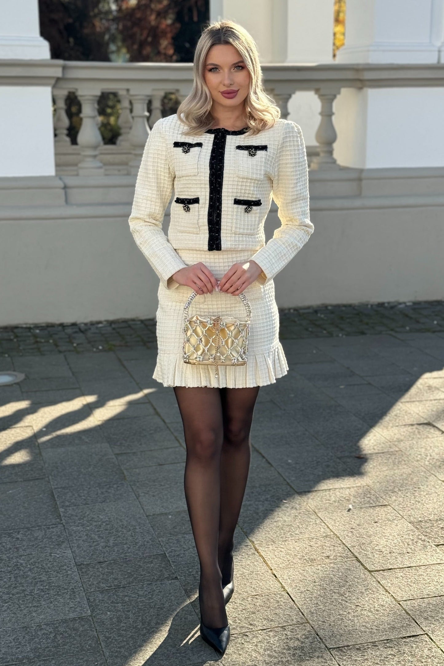 Conjunto Tweed Co-Ord com Detalhes Pretos - Ivoire