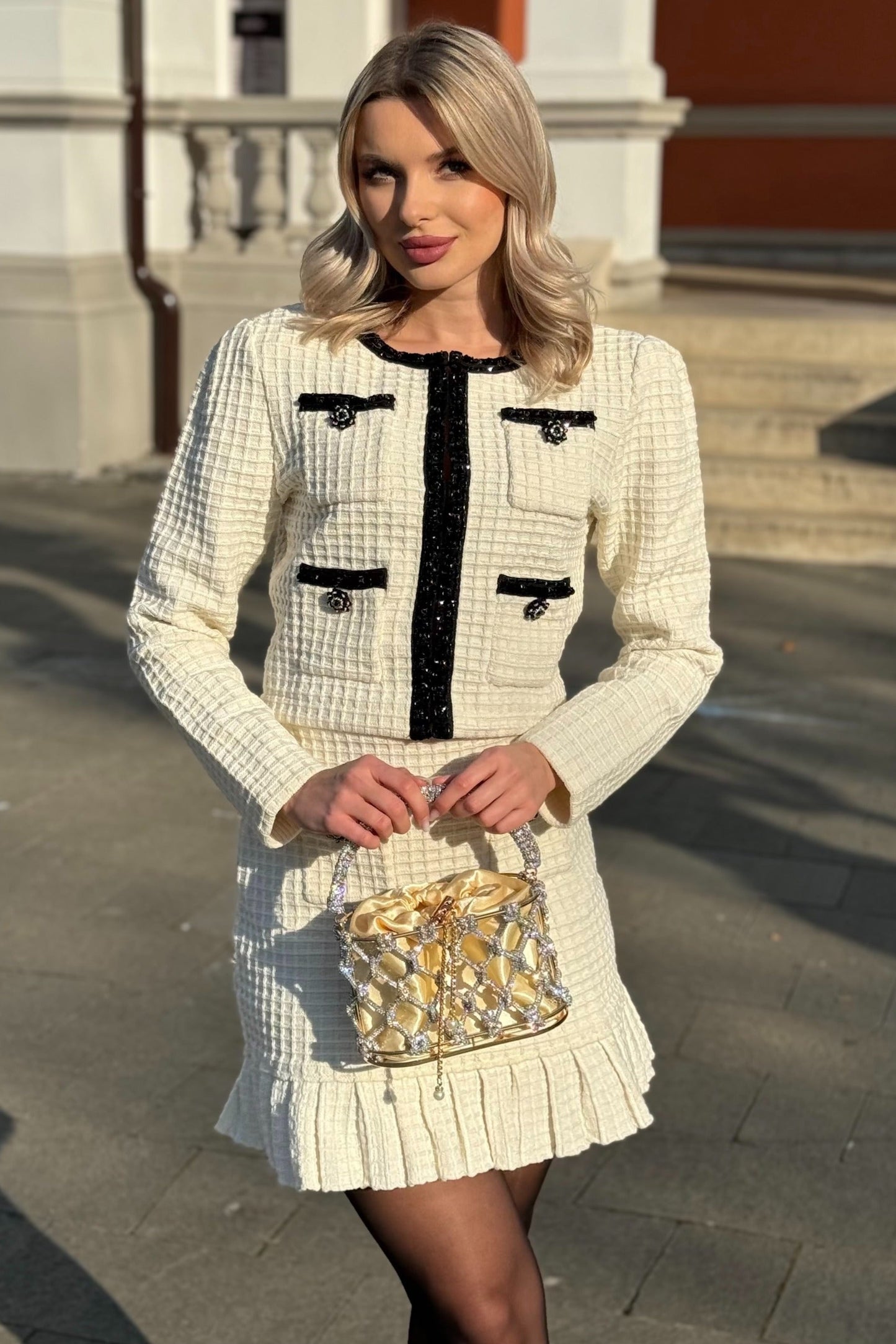 Conjunto Tweed Co-Ord com Detalhes Pretos - Ivoire