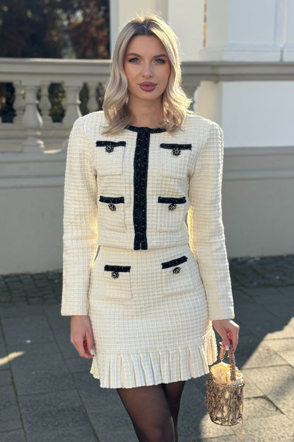Conjunto de Tweed com Detalhes Pretos - Ivoire
