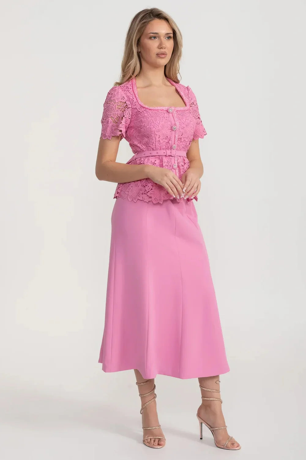 Vestido Elegante Com Top de Renda, Cinto Coordenado e Saia Coordenada - Rosa