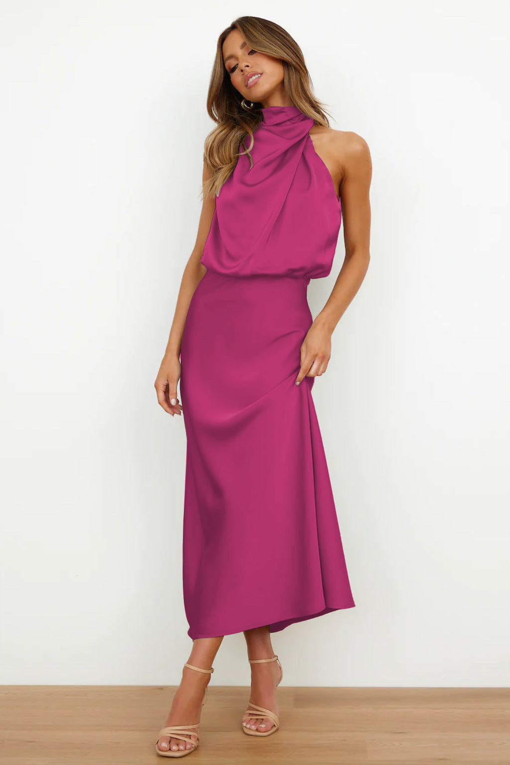 Tatiana | Longo em Cetim com Halter Neck