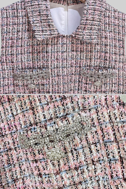 Vestido de Vestuário em Tweed com Detalhe de Saia Plissada - Rosa/Branco