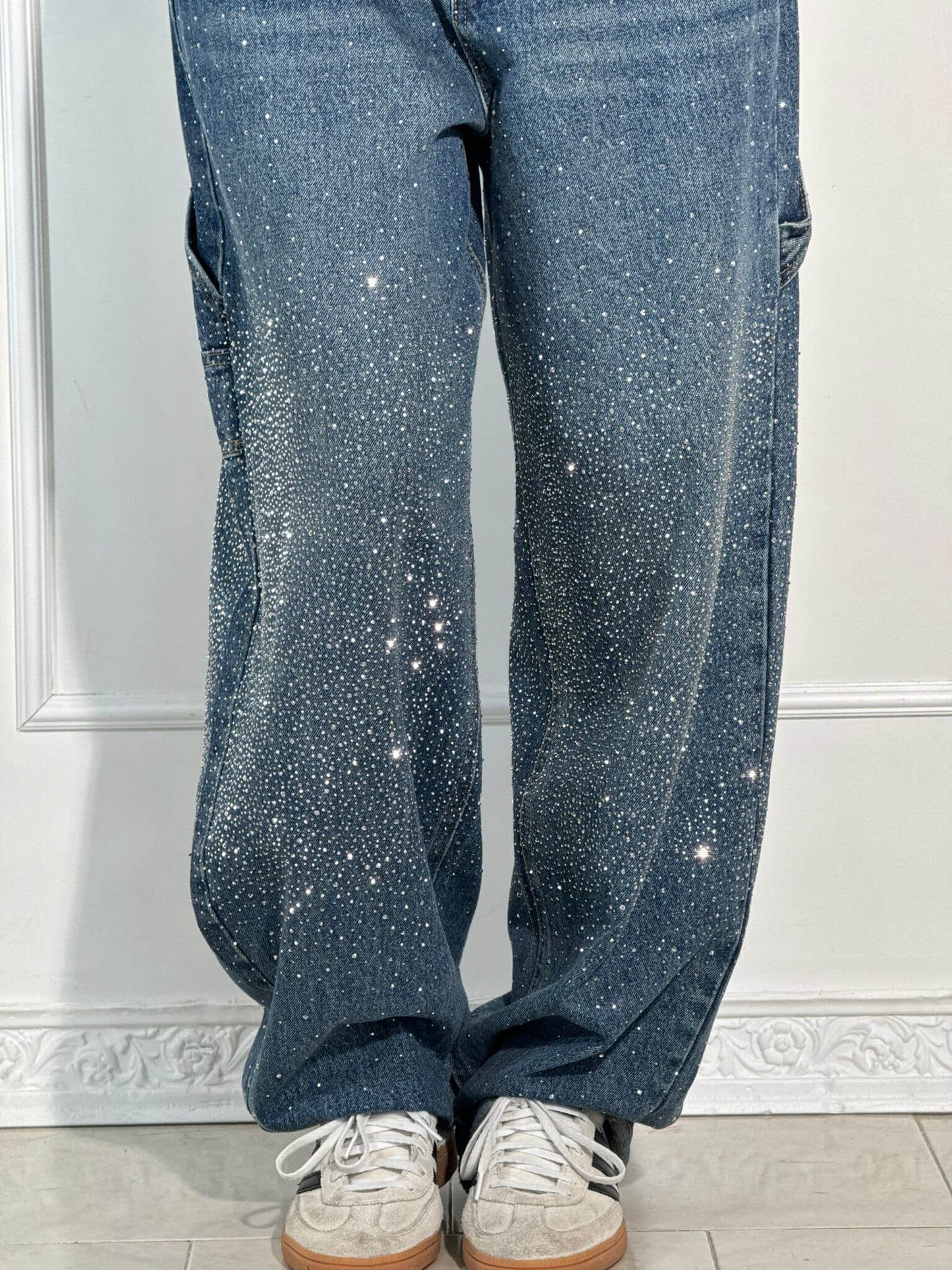 Jeans brilhantes, casuais e confortáveis