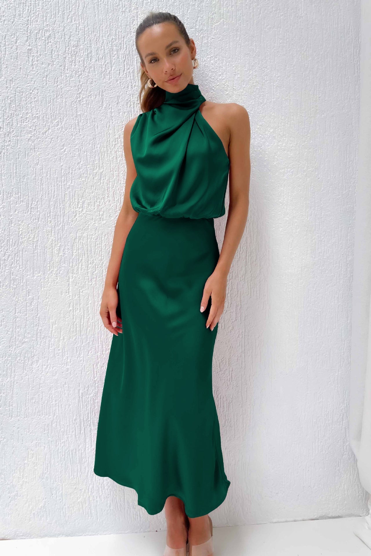 Tatiana | Longo em Cetim com Halter Neck