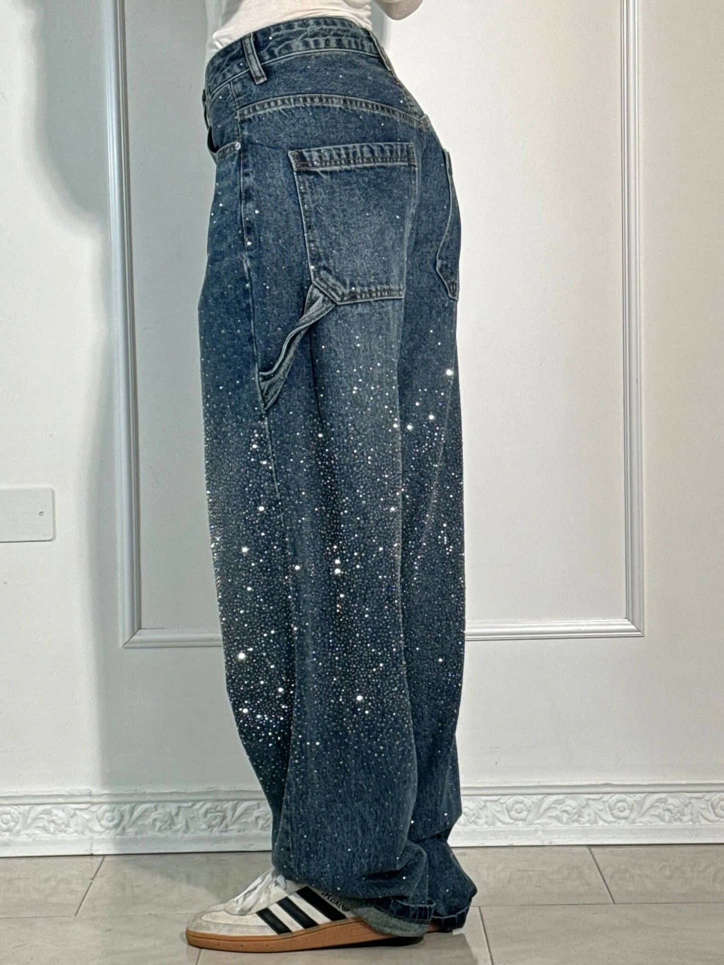 Jeans brilhantes, casuais e confortáveis