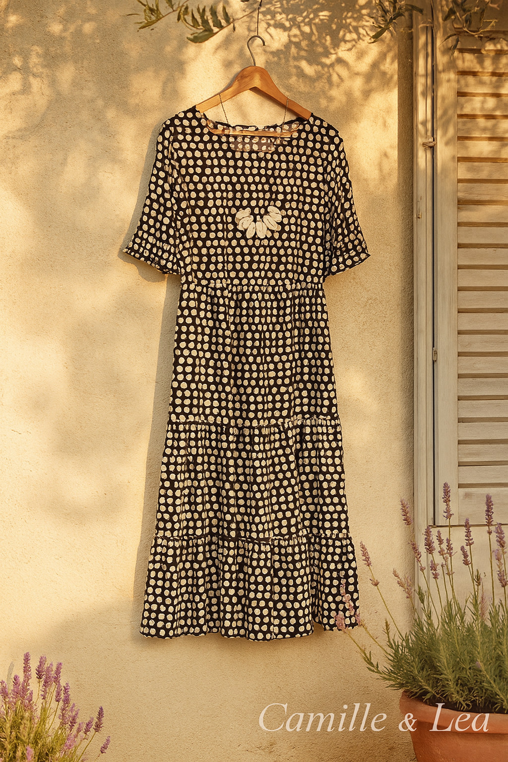 Blythea | Vestido midi casual com babados