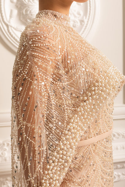 Vestido Glamouroso com Contas e Véu Destacável - Bege
