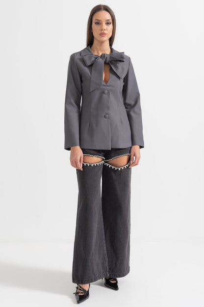 Blazer Ajustado Com Laço no Colarinho - Cinza