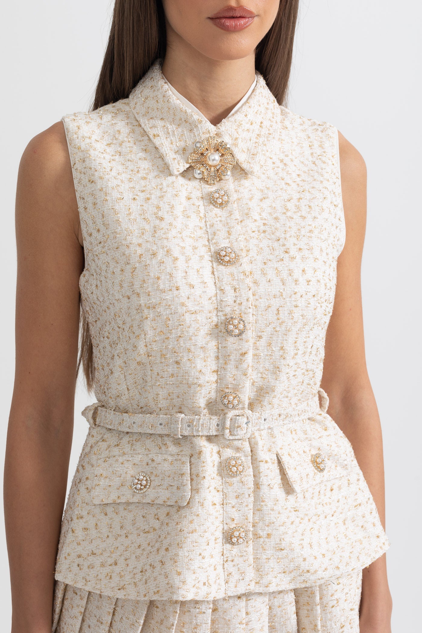 Vestido Mini Texturizado Sem Mangas Com Saia Plissada E Cinto - Ivoire