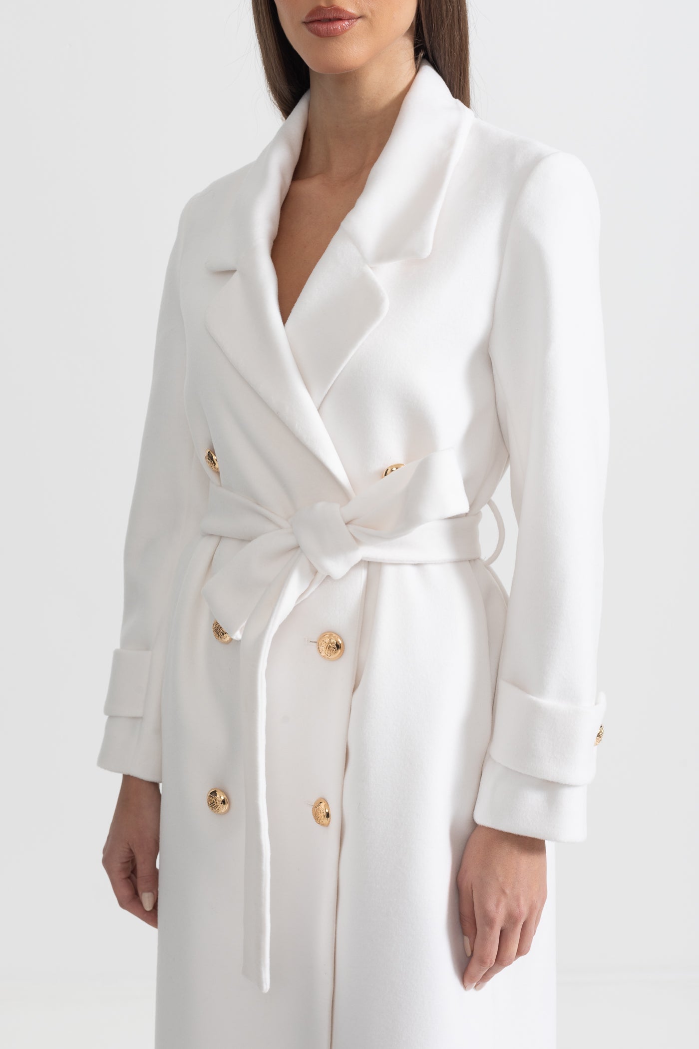 Casaco Longo Elegante com Design de Lapela Larga - Branco