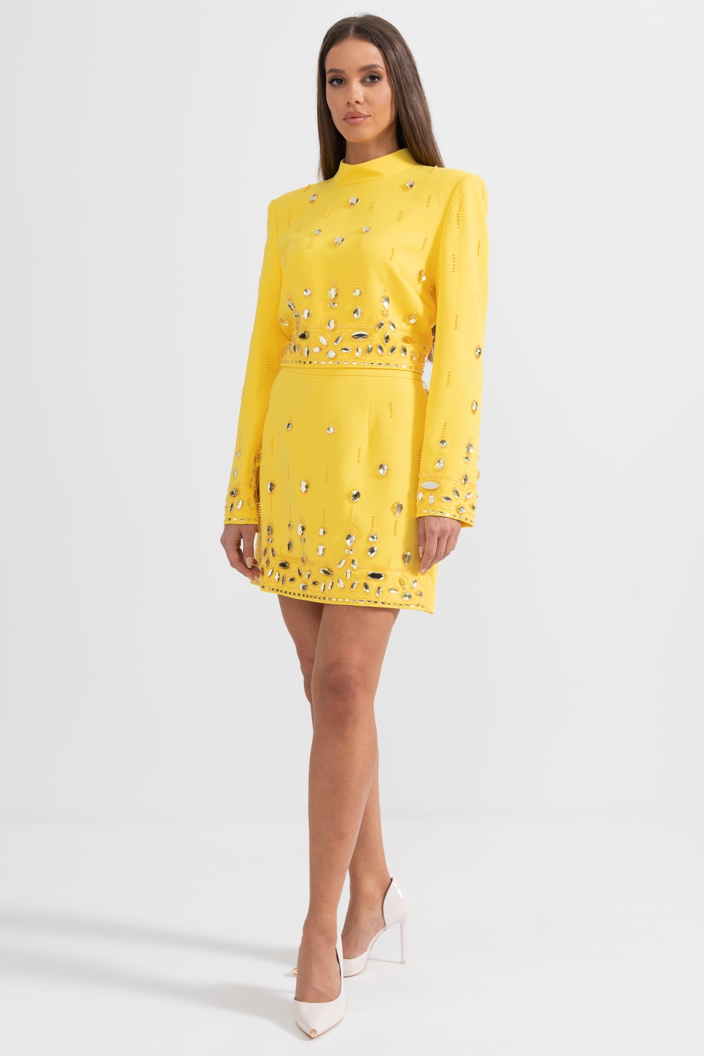 Conjunto com Diamantes e Saia Mini - Amarelo