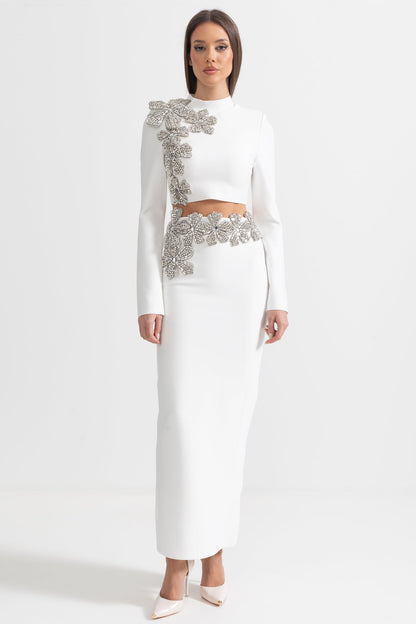 Conjunto de Acento de Flor de Diamante em 2 Peças com Top de Mangas Longas e Saia Maxi - Branco