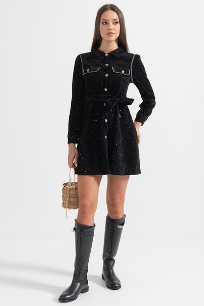 Vestido Elegante com Detalhe de Costura em Contraste - Preto