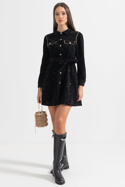 Vestido Elegante com Detalhe de Costura em Contraste - Preto