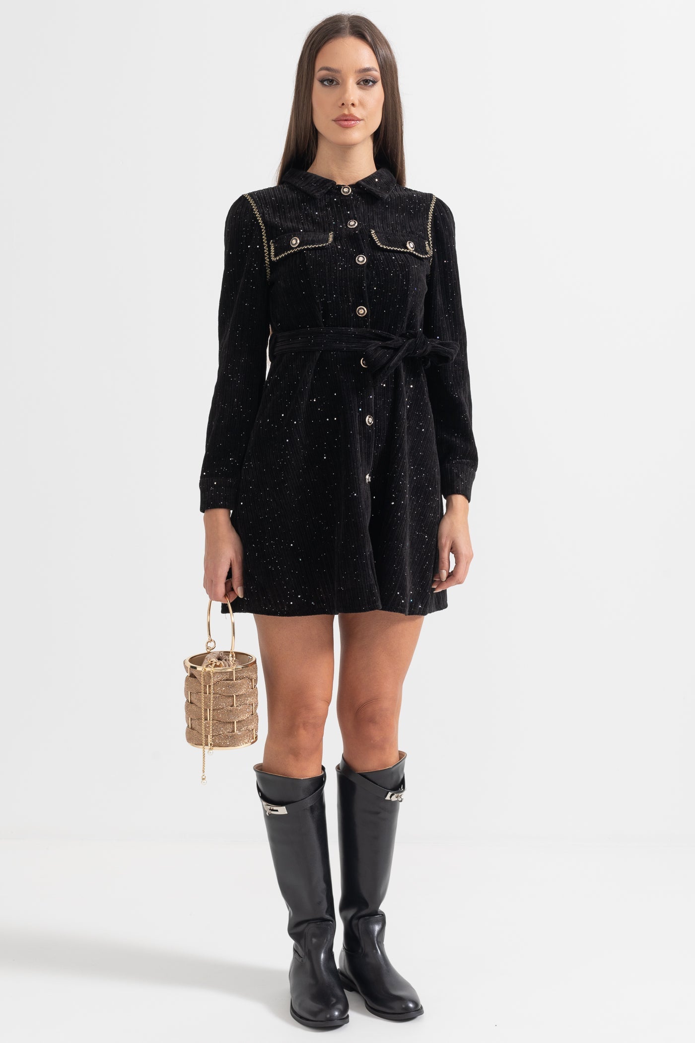 Vestido Elegante com Detalhe de Costura em Contraste - Preto