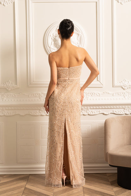 Vestido Glamouroso com Contas e Véu Destacável - Bege