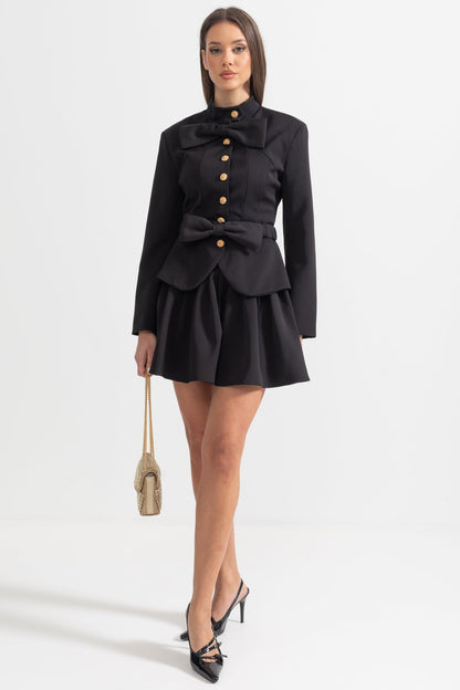 Conjunto de Duas Peças com Laços e Botões Dourados - Preto