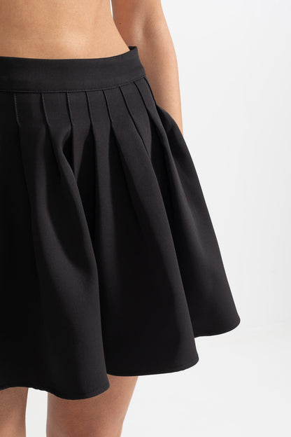 Conjunto de Duas Peças com Laços e Botões Dourados - Preto