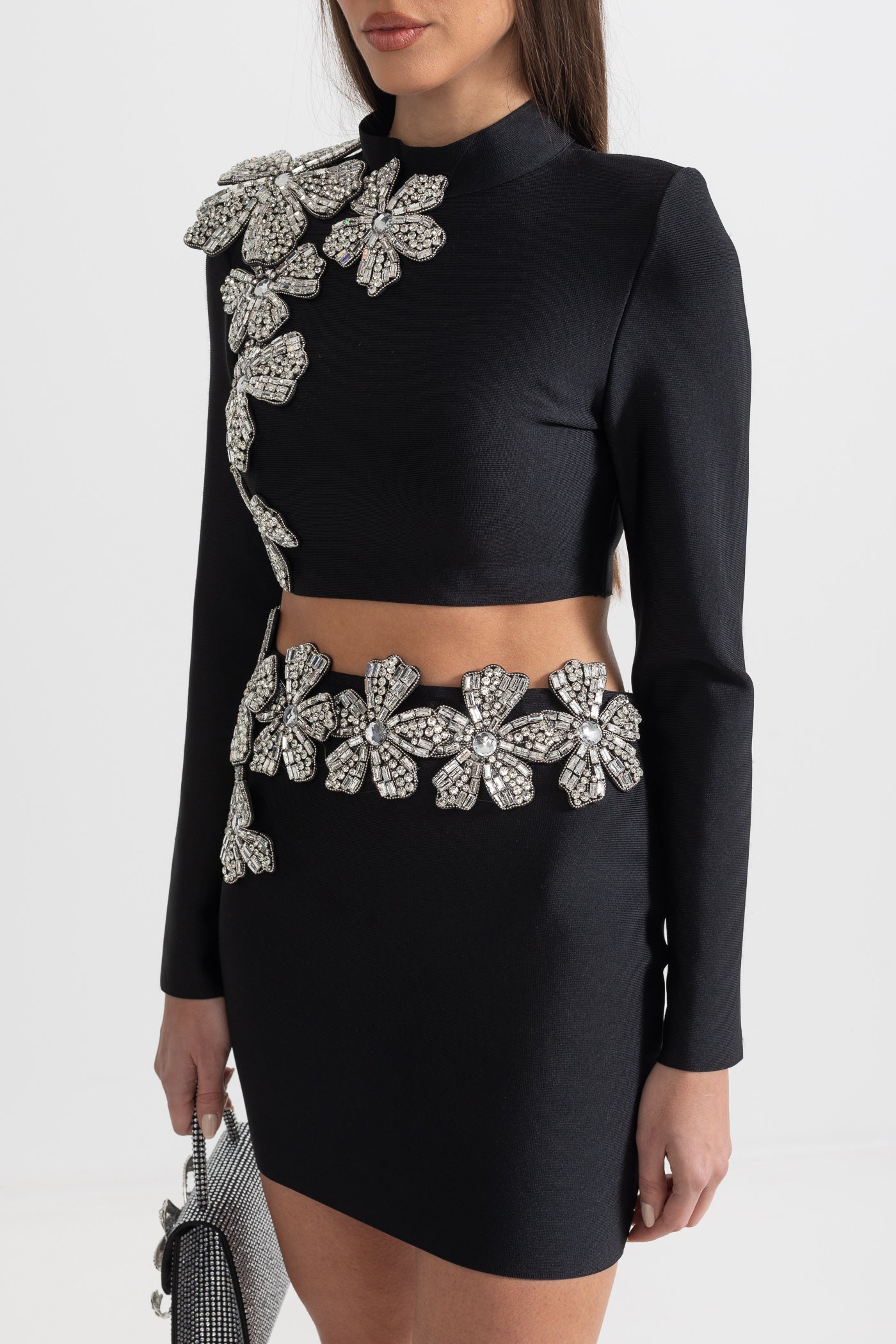 Conjunto de Acento de Flor de Diamante em 2 Peças com Top de Mangas Longas e Saia Mini - Preto