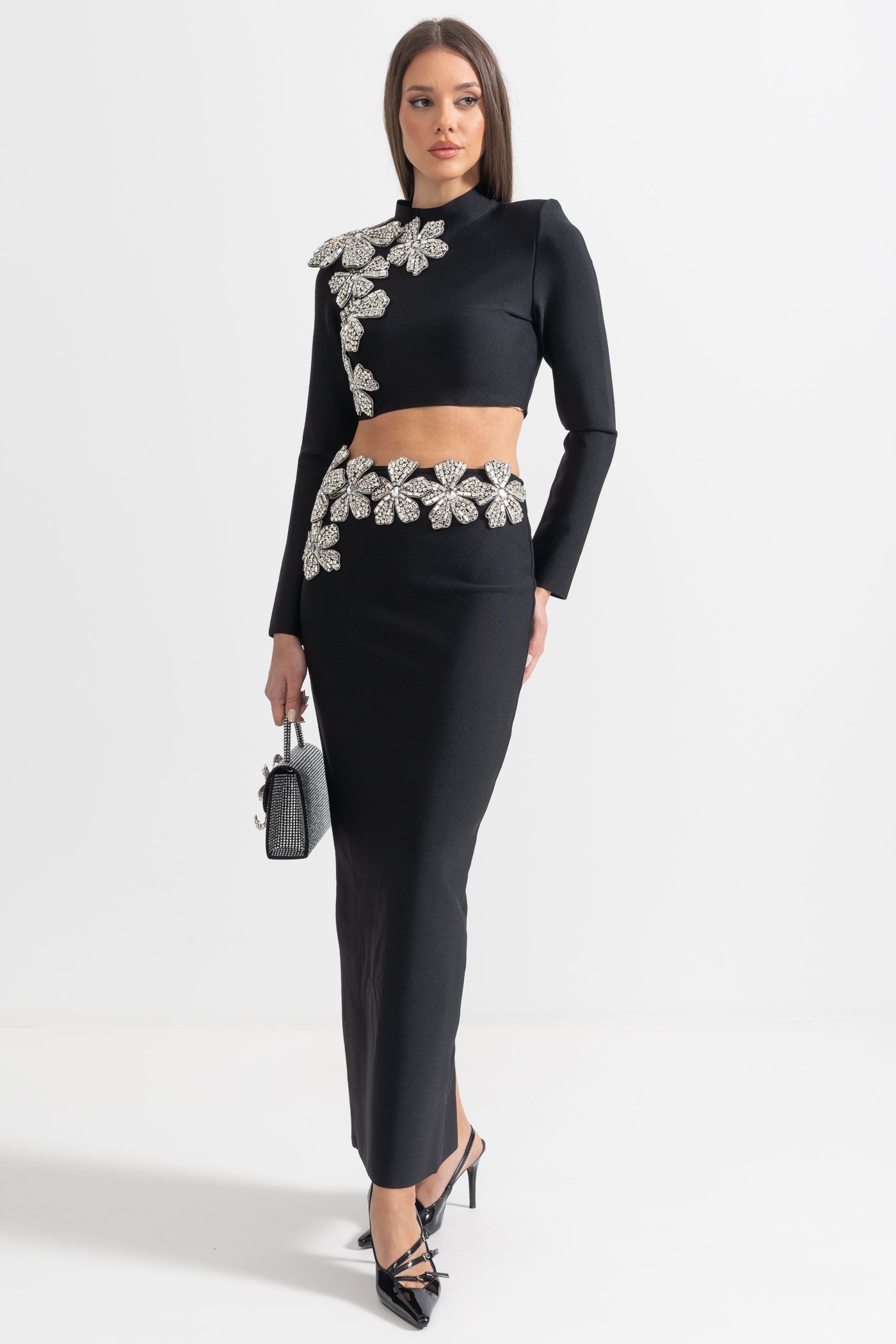 Conjunto de Acento de Flor de Diamante de 2 Peças com Top de Mangas Longas e Saia Maxi - Preto