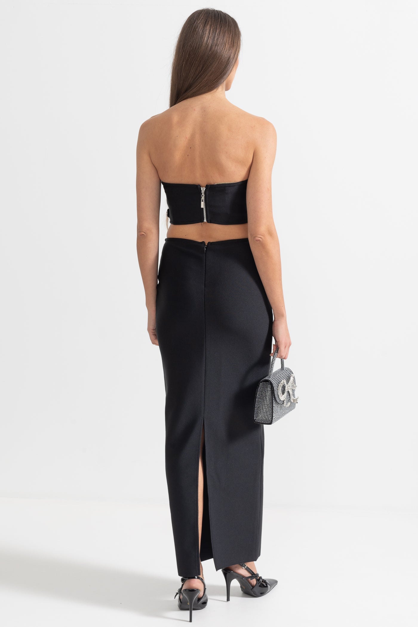 Conjunto de Acento de Flor de Diamante de 2 Peças com Top Sem Alças e Saia Maxi - Preto