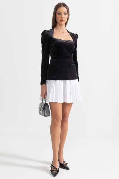 Conjunto de Veludo em Duas Peças com Saia Plissada Contrastante - Preto