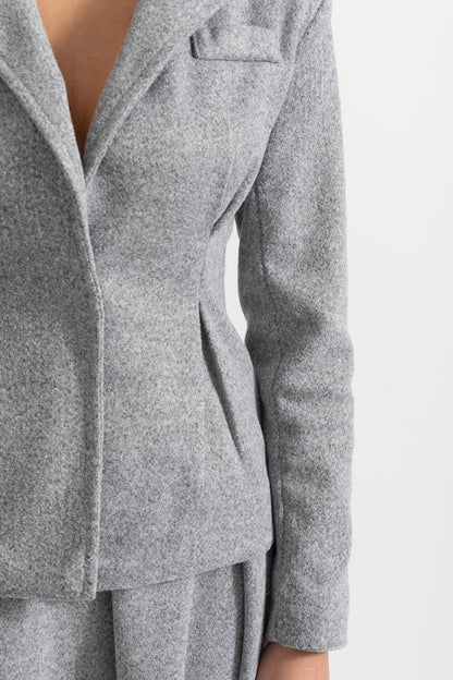 Conjunto Elegante de Blazer em Dois Peças e Saia Plissada - Cinza