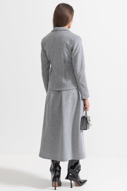 Conjunto Elegante de Blazer em Dois Peças e Saia Plissada - Cinza