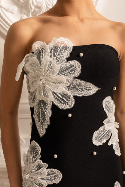 Vestido Mini Sem Alças Com Aplicações de Renda Floral Contrastante - Preto