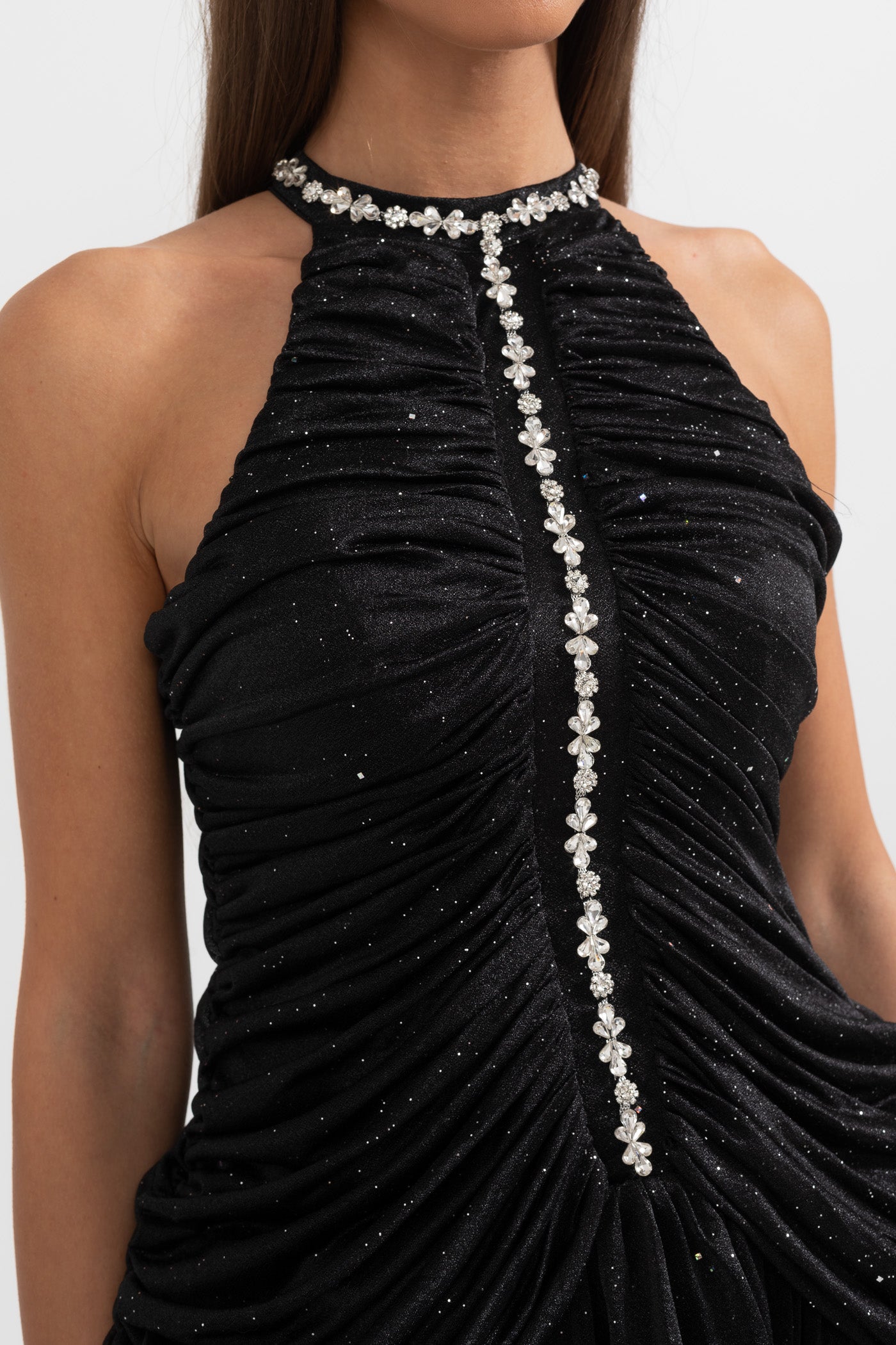 Vestido Halter Sem Mangas com Acentos de Pérola - Preto