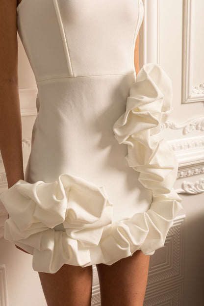 Vestido Mini Floral com Bainha Volante e Alça - Branco