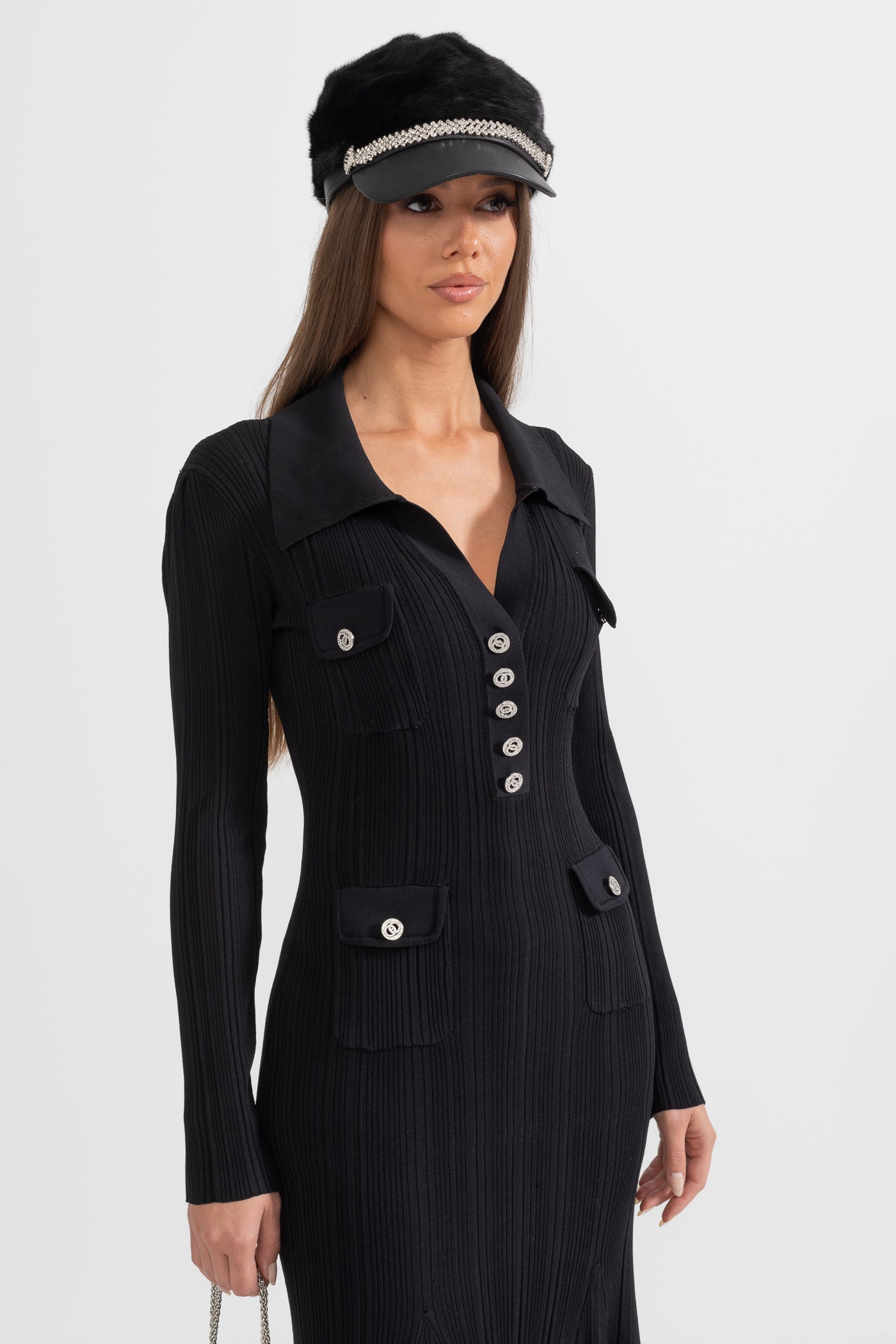 Vestido Elegante Canellado Com Mangas Longas - Preto
