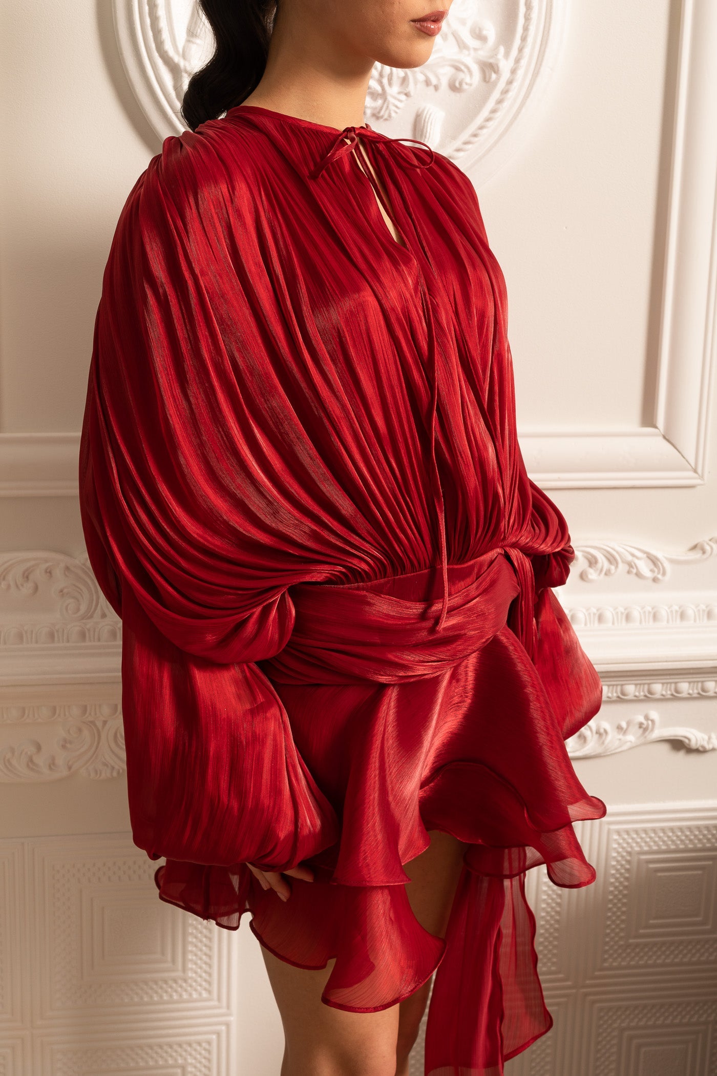 Vestido Drapado de Manga Longa com Saia Mini e Cintura Fruncida - Vermelho