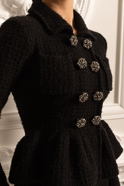 Vestido de Malha Texturizado com Cintura Peplum e Botões Decorativos - Preto